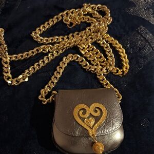 Elegant Black and Gold Women's Bag